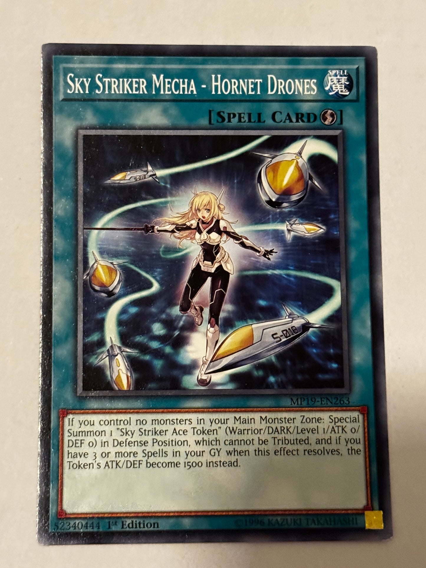 Sky Striker Mecha - Hornet Drones MP19-EN263