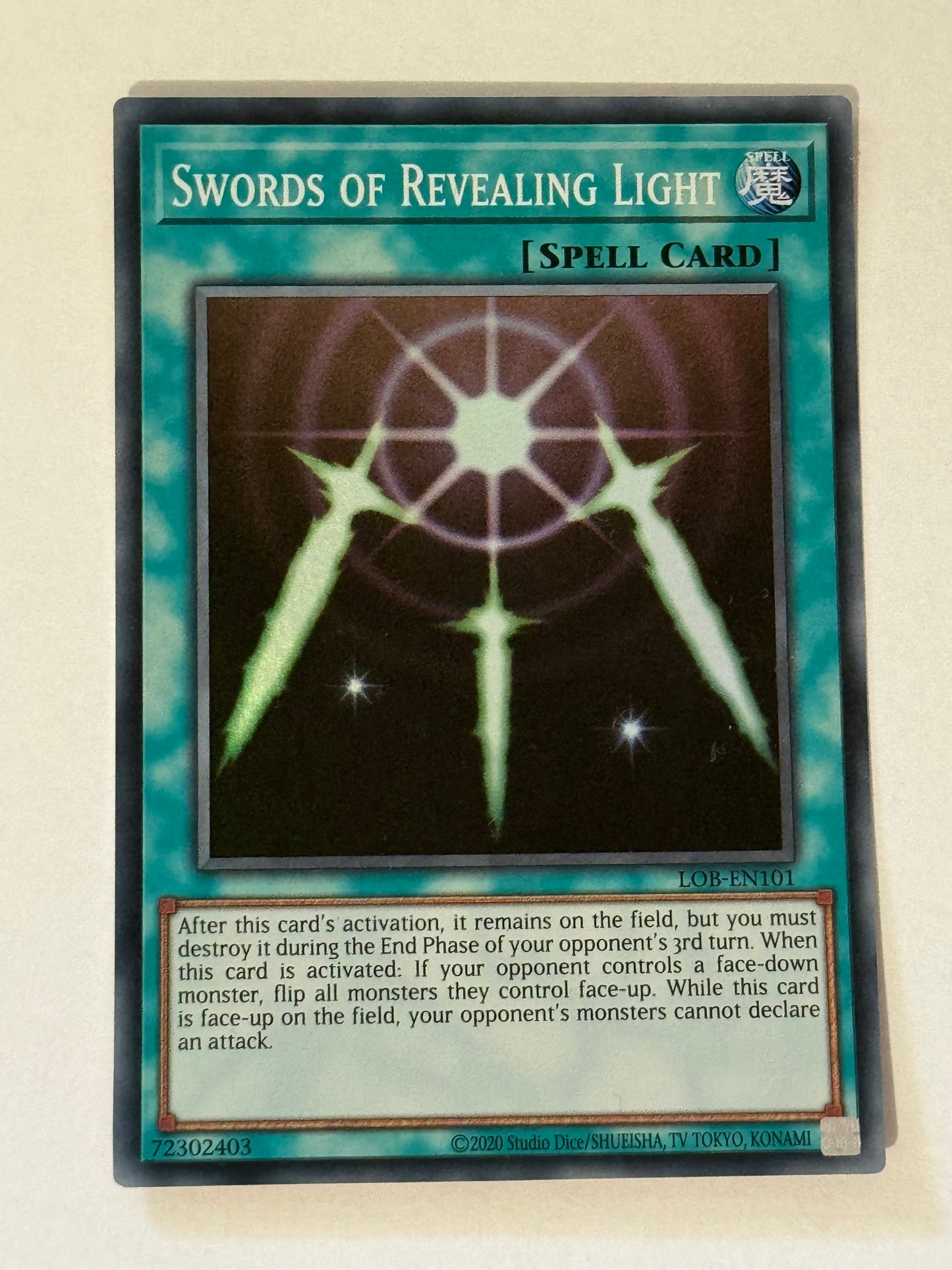 Swords Of Revealing Light LOB-EN101