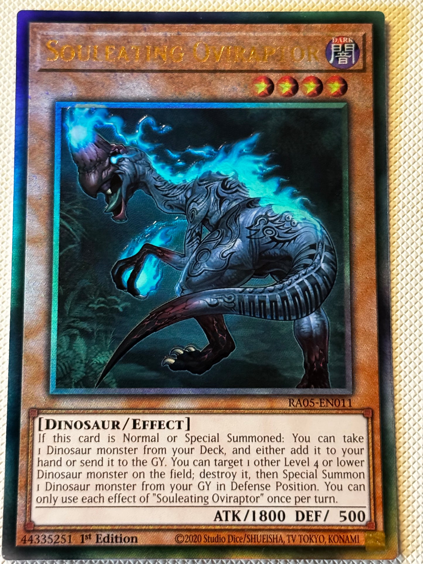 Souleating Oviraptor RA05-EN011