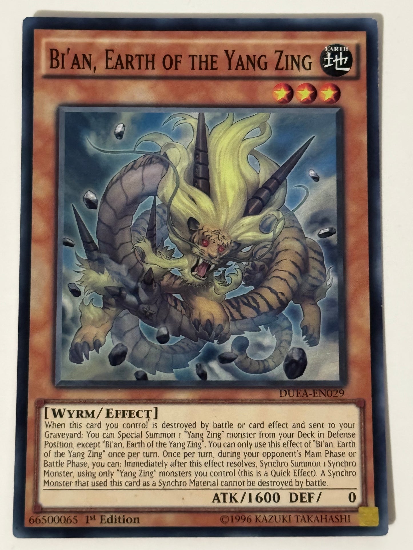 Bian, Earth Of The Yang Zing DUEA-EN029