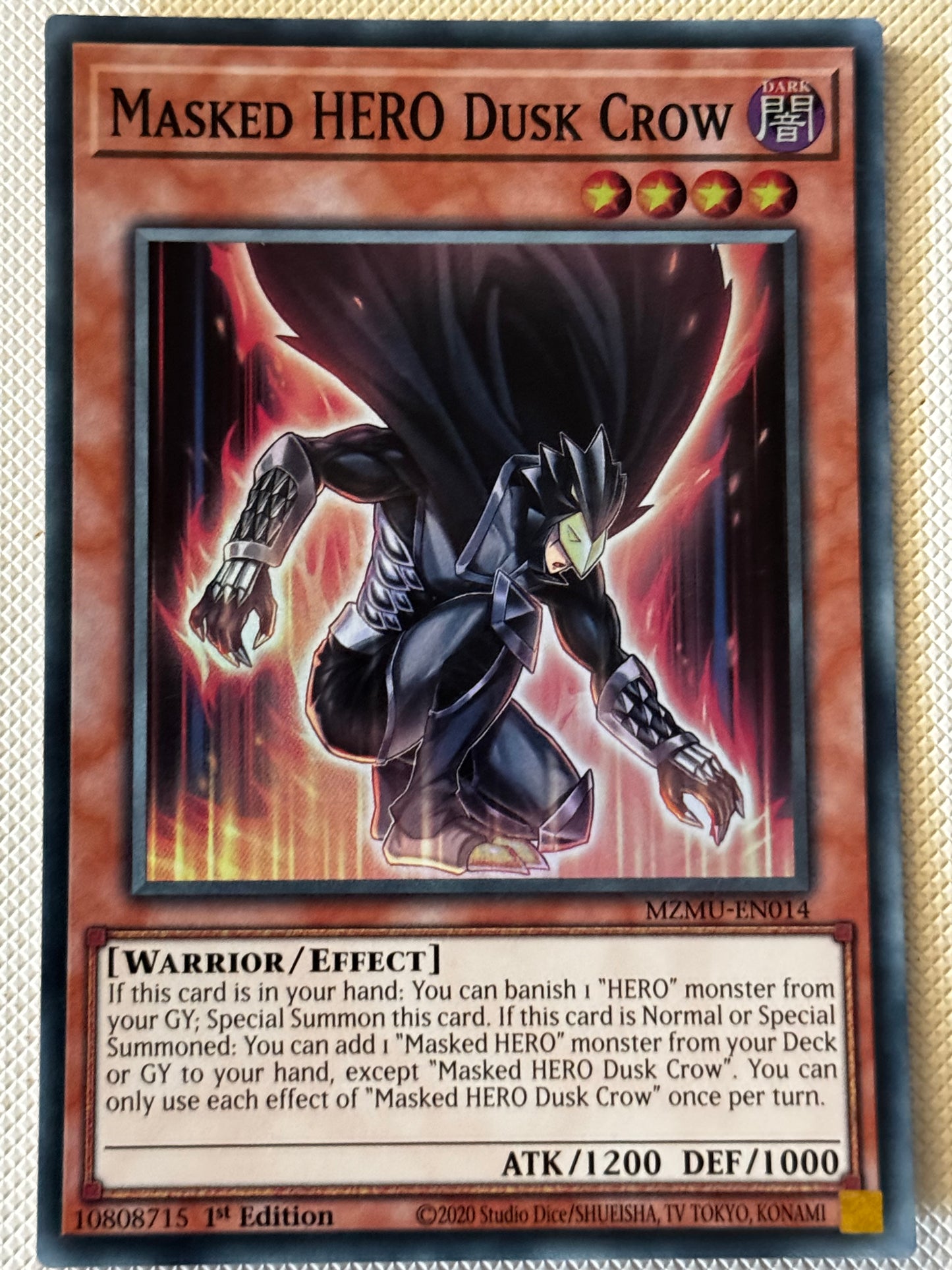 Masked HERO Dusk Crow MZMU-EN014