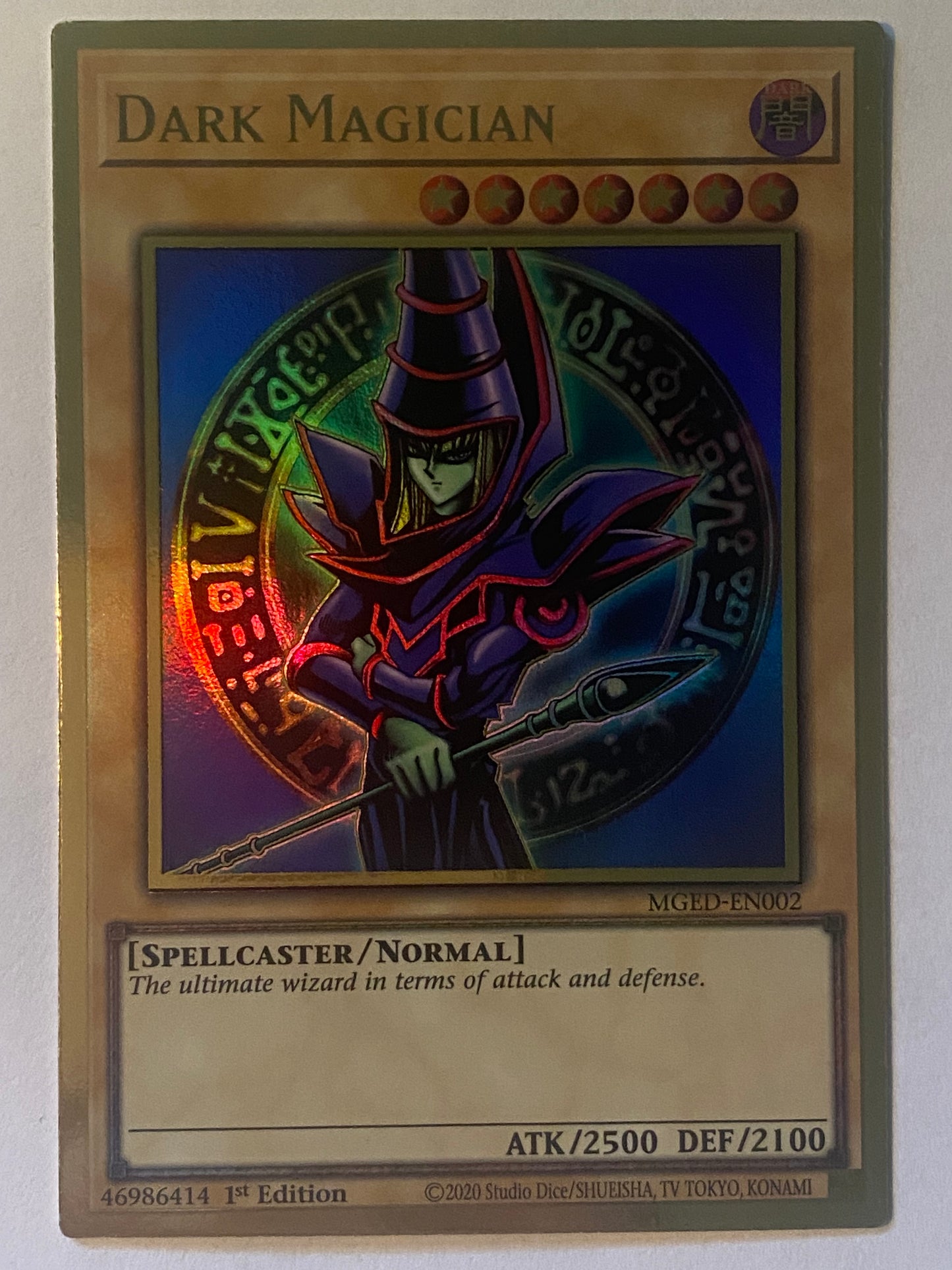 Dark Magician MGED-EN002