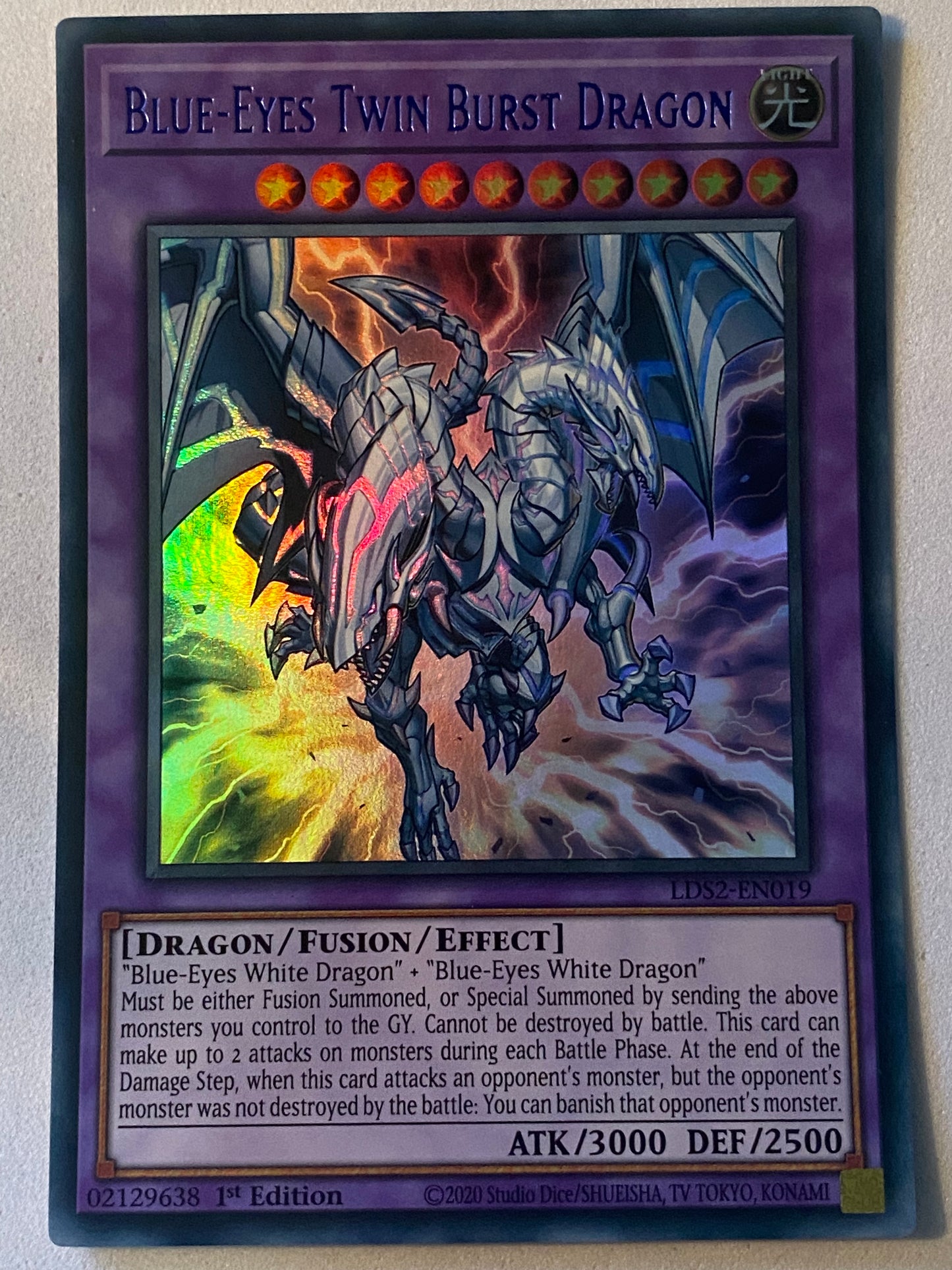 Blue-Eyes Twin Burst Dragon LDS2-EN019