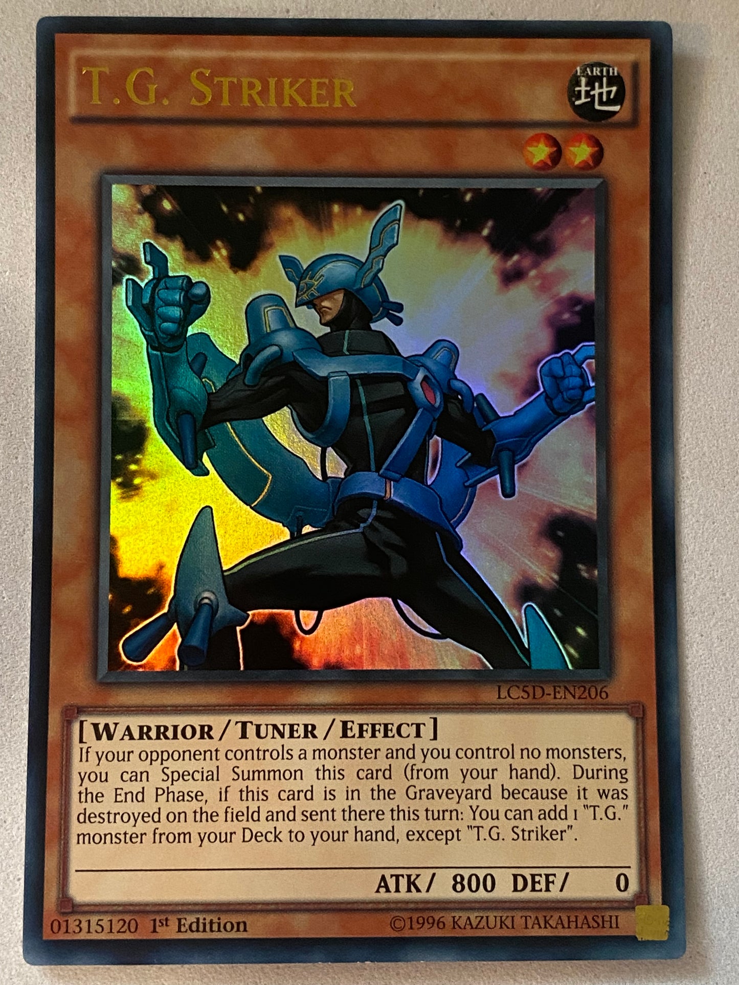 T.G. Striker LC5D-EN206