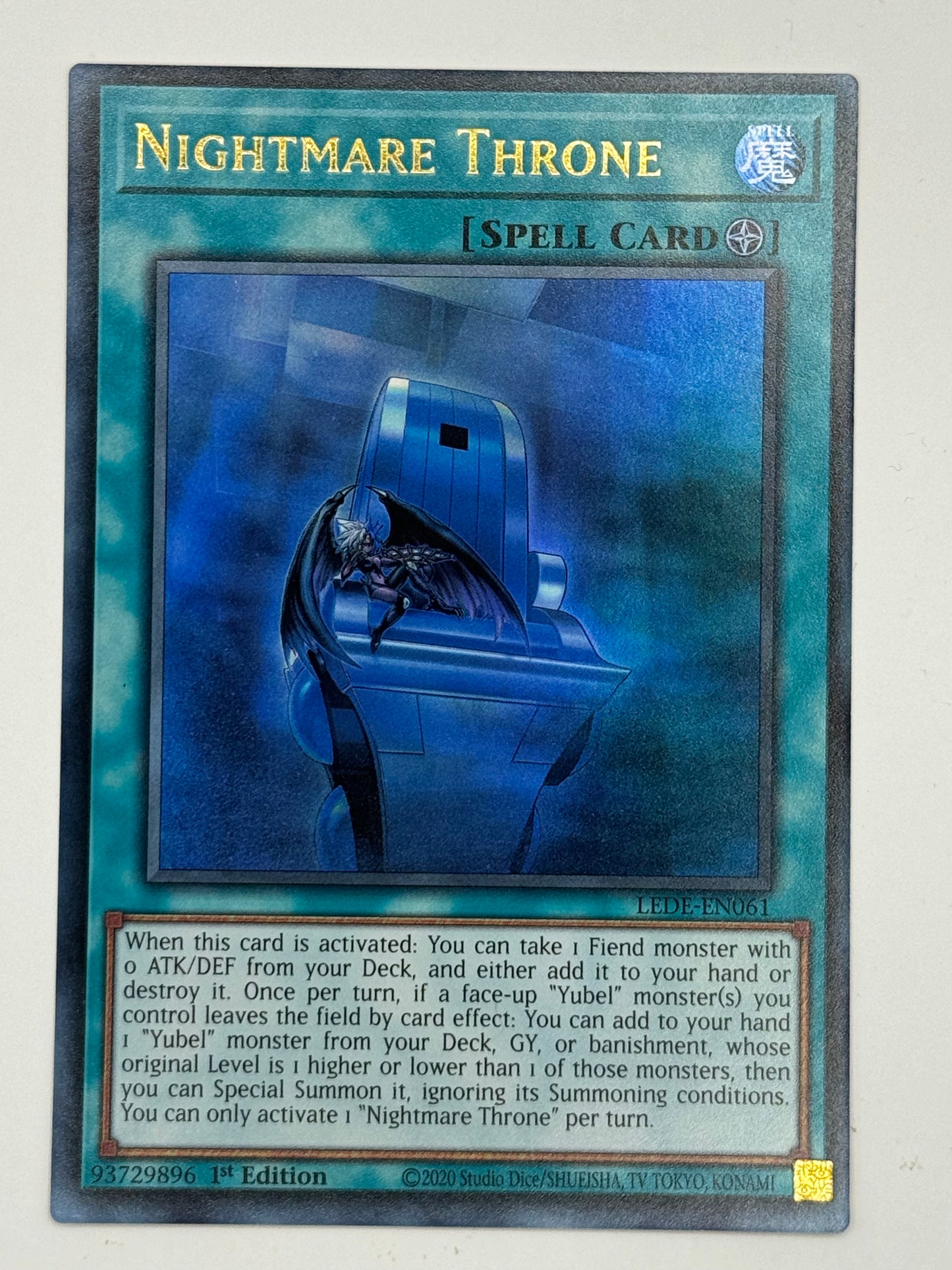 Nightmare Throne LEDE-EN061