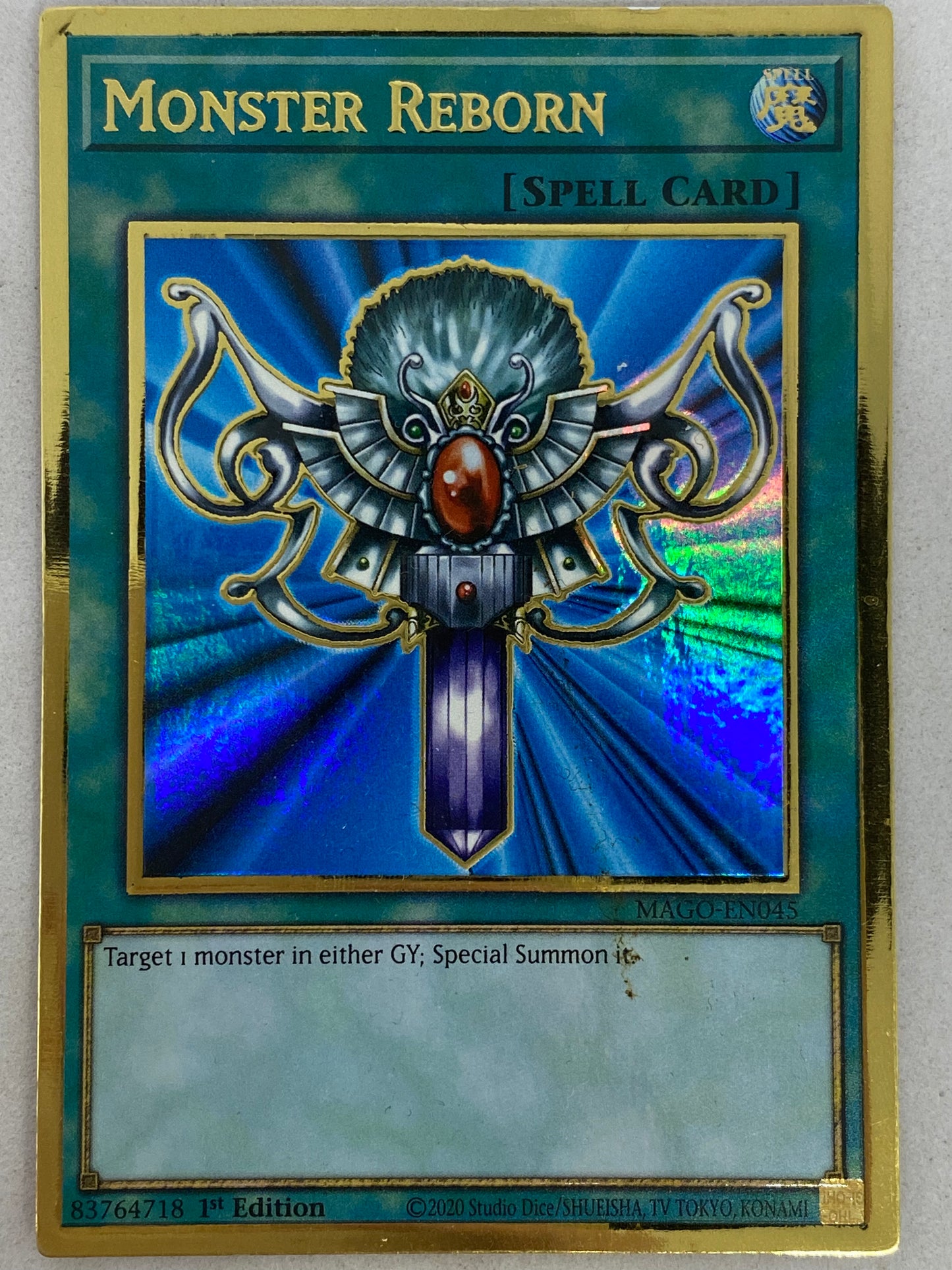 Monster Reborn MAGO-EN045