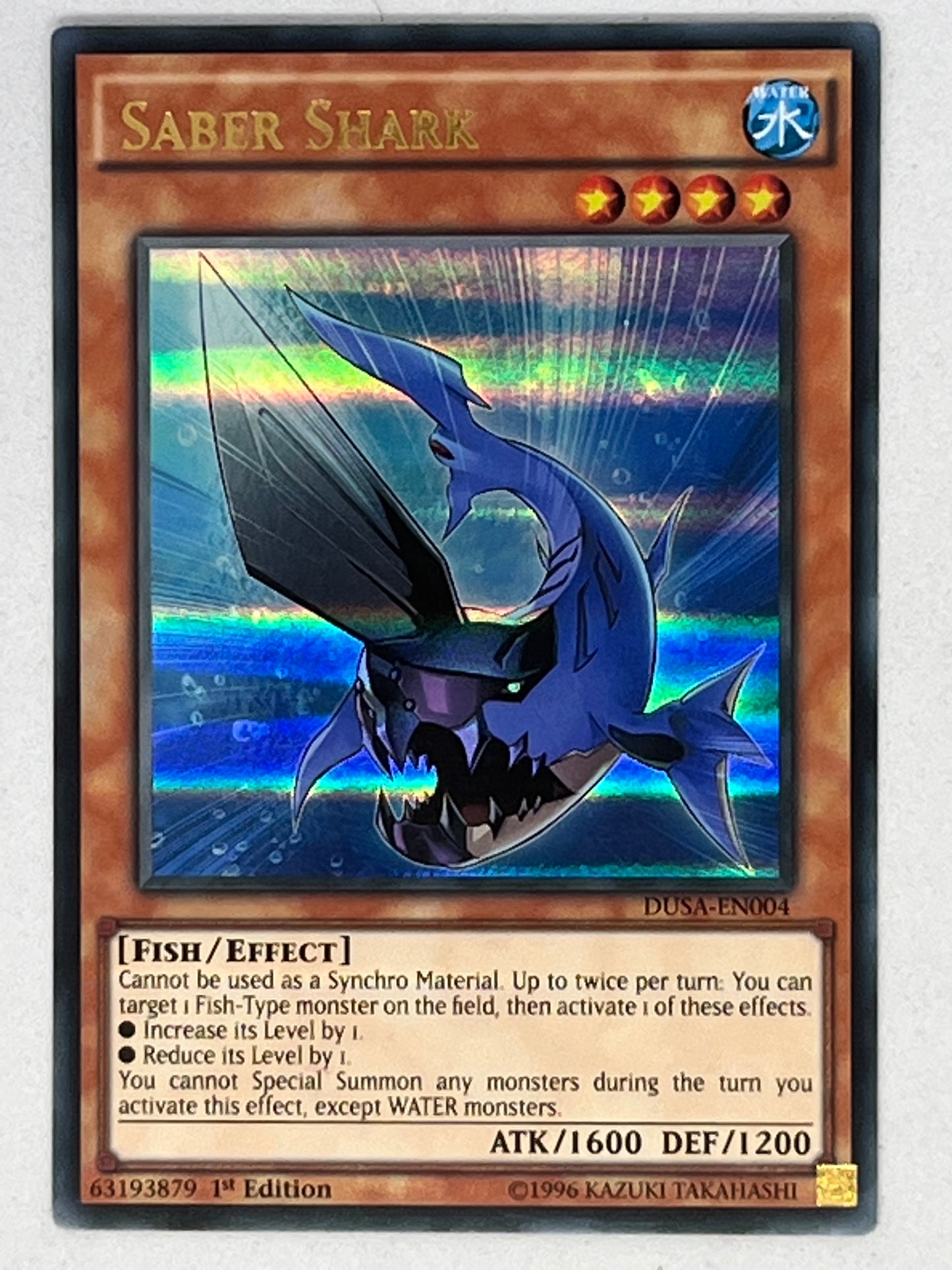 Saber Shark DUSA-EN004