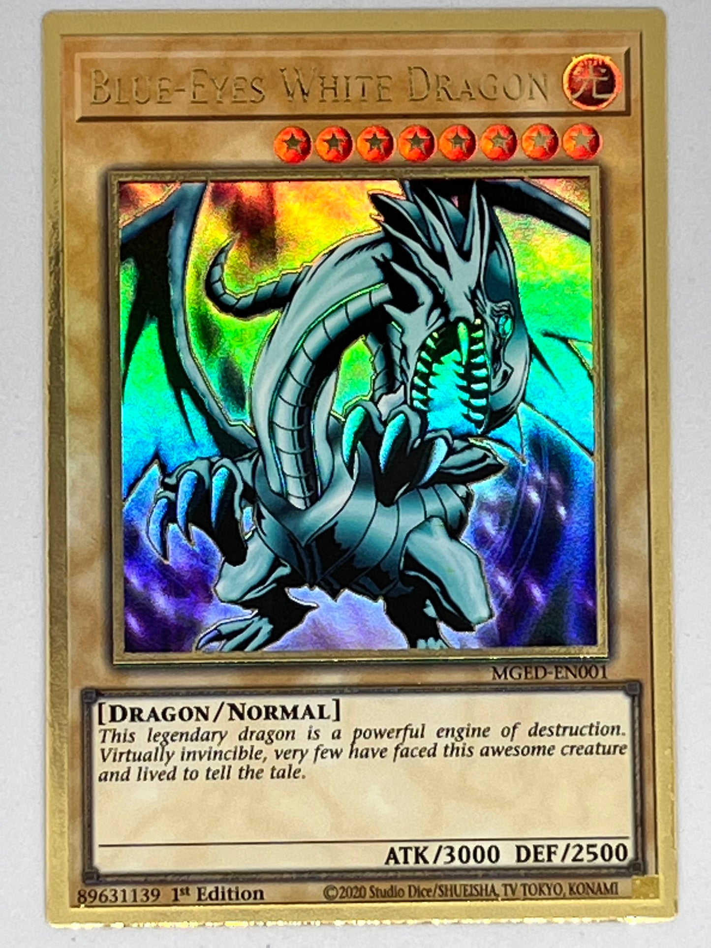 Blue-Eyes White Dragon MGED-EN001
