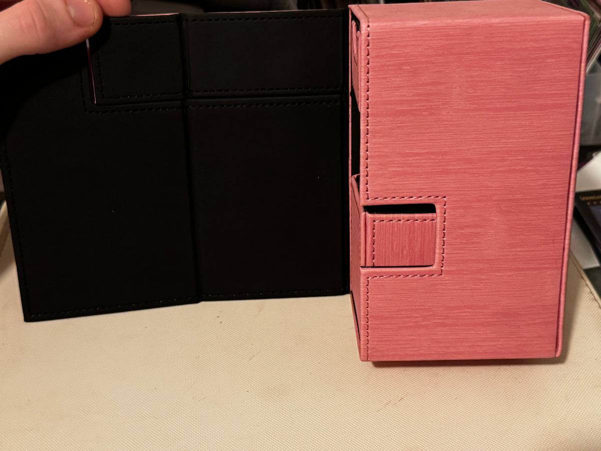 Pink World Championship Qualifier Deck Box