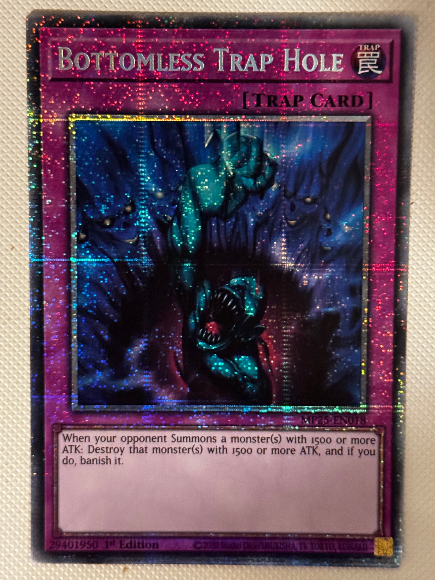 Bottomless Trap Hole MP25-EN018