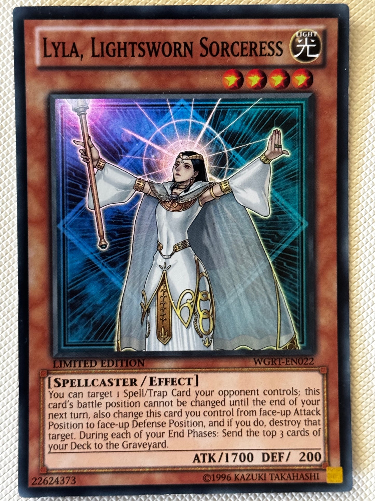 Lyla, Lightsworn Sorceress WGRT-EN022