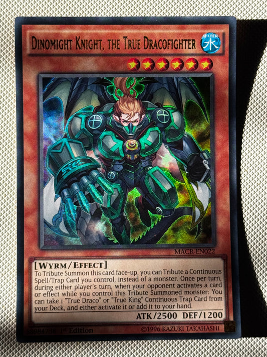 Dinomight Knight, The True Dracofighter MACR-EN022