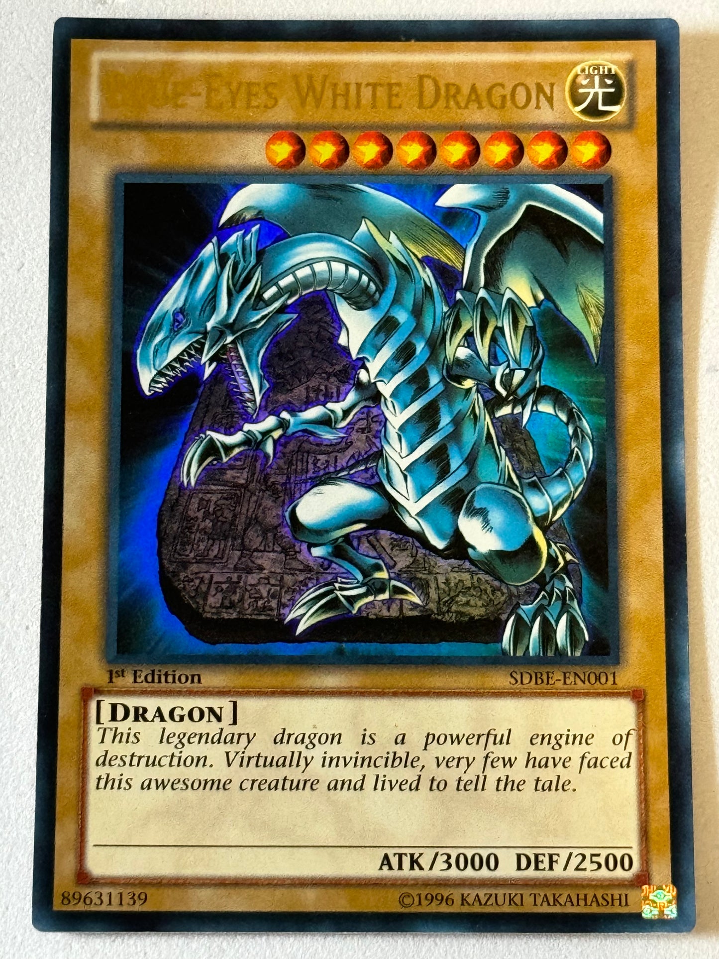 Blue-Eyes White Dragon SDBE-EN001
