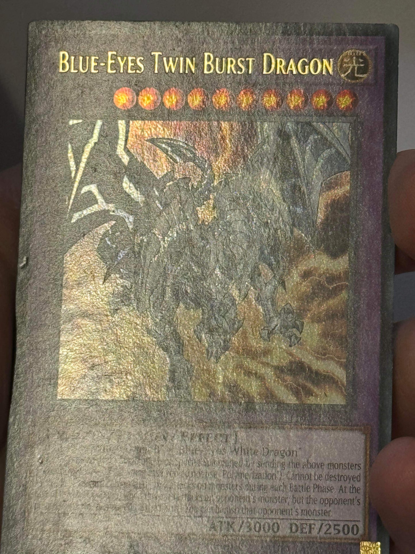 Blue-Eyes Twin Burst Dragon LCKC-EN058