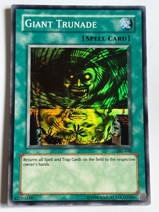 Giant Trunade SRL-048