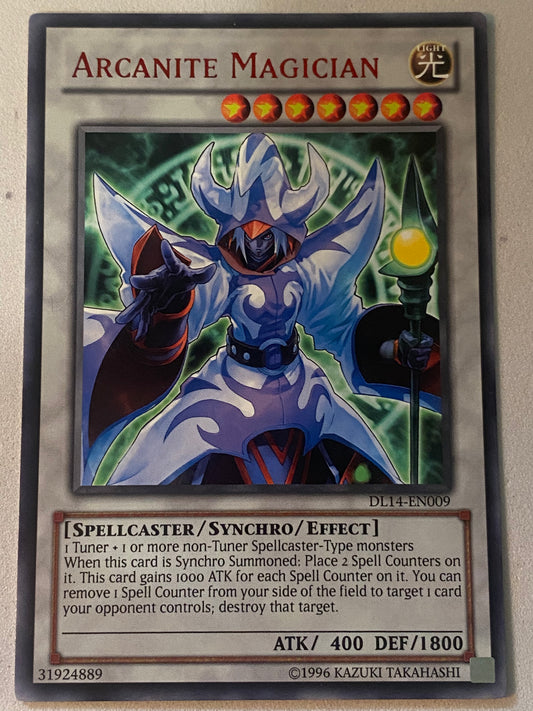 Arcanite Magician DL14-EN009