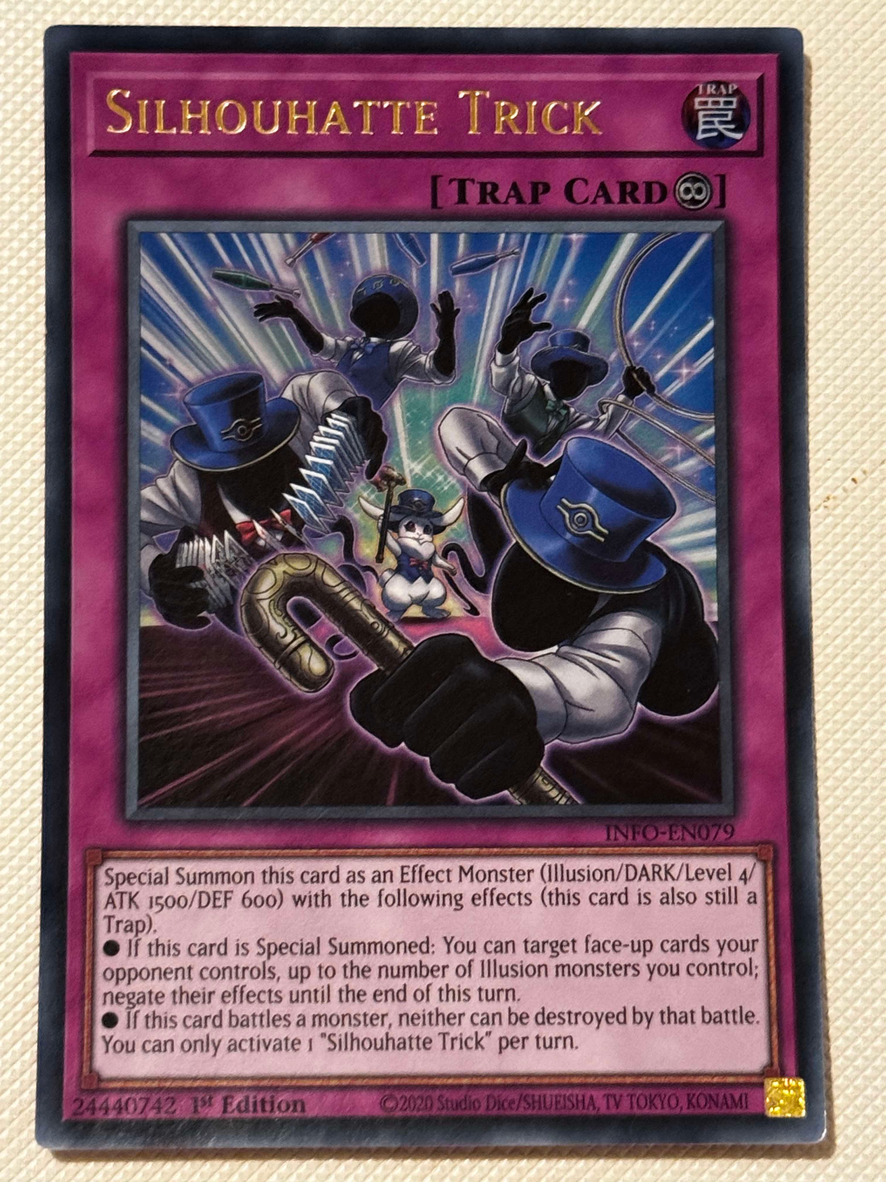 Blue Eyes White Dragon Yu-Gi-Oh! INFO-EN079 Silhouhatte Trick Ultra Rare 1st Edition Trading Card Blue Eyes White Dragon Yu-Gi-Oh! INFO-EN079 Silhouhatte Trick Ultra Rare 1st Edition Trading Card