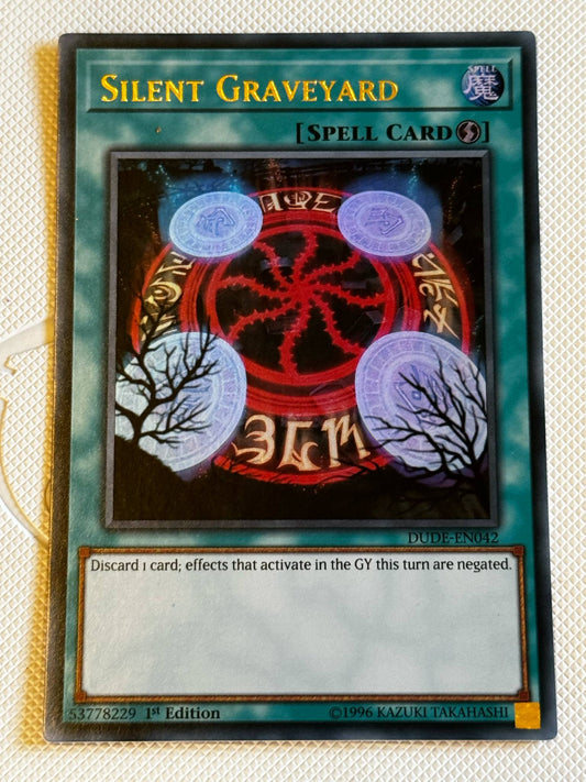Silent Graveyard DUDE-EN042