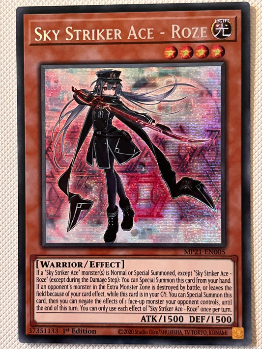 Sky Striker Ace - Roze MP21-EN005