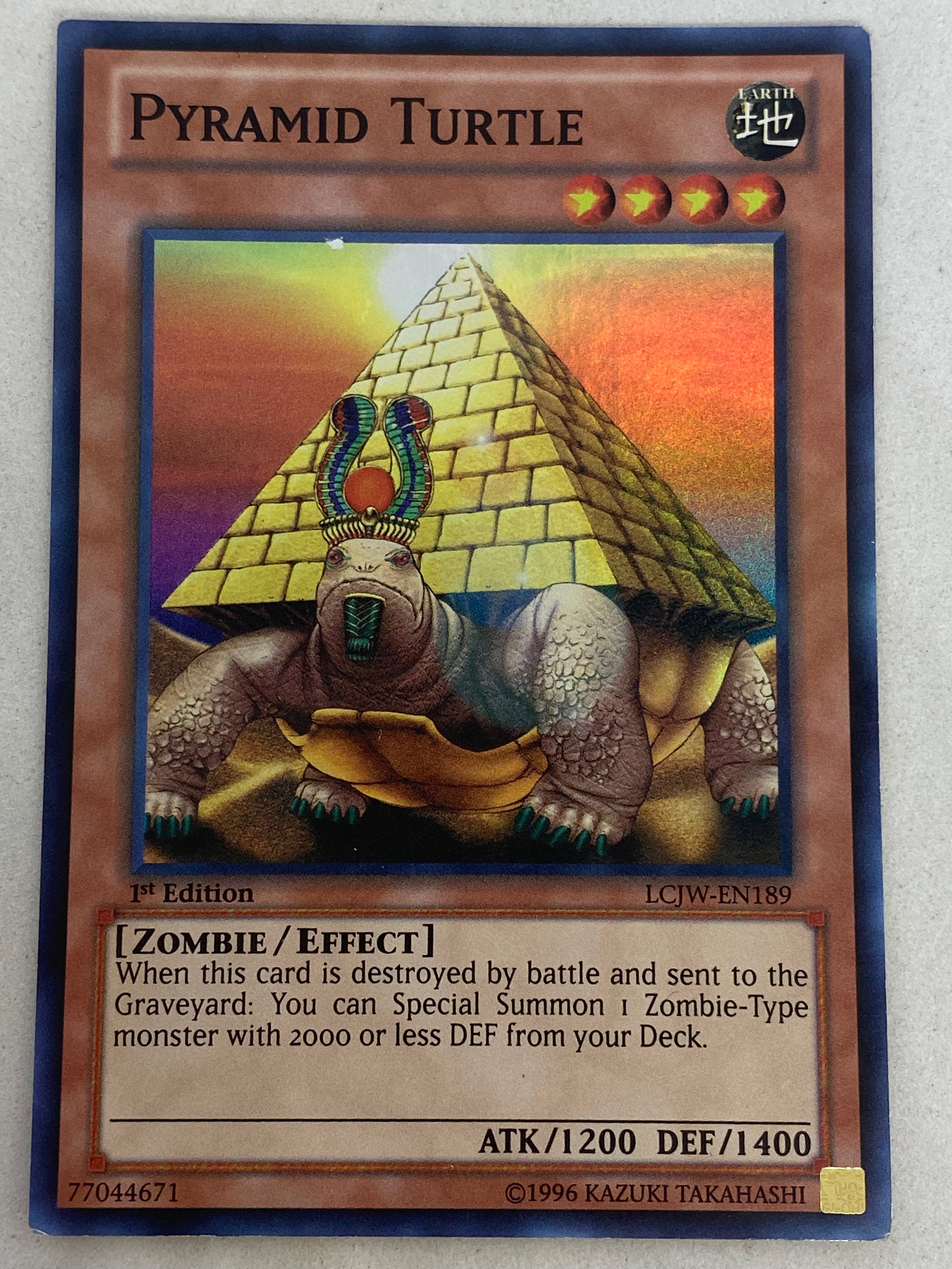 Pyramid Turtle LCYW-EN189 – Genesis TCG