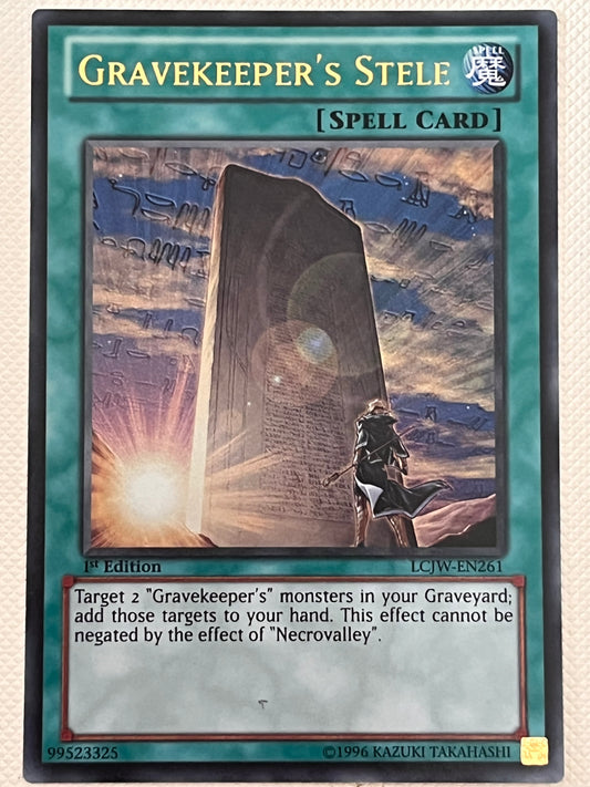 Gravekeepers Stele LCJW-EN261